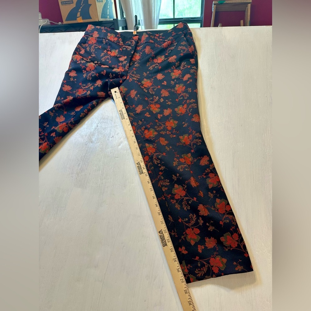 LOFT Marisa Fit Floral Dress Pants Size 14 Navy & Red Tapestry Brocade - Picture 9 of 11